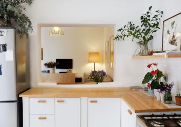 This Tiny $13 Vacuum Makes My After-Dinner Cleanup *Way* More Bearable