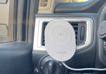 Review: Anker PowerWave brings MagSafe compatible charging to the car with a secured vent mount
