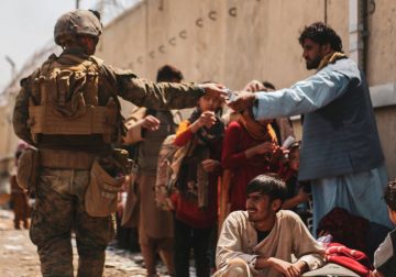 Starvation stalks Afghanistan, politics must be worked out fast, WFP says – Reuters